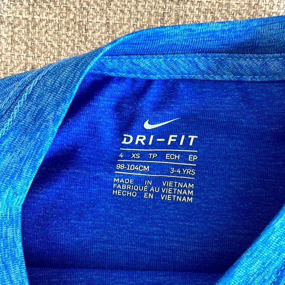 Boys Nike and Under Armour athletic clothing bundle, size 4 - Picture 7 of 11